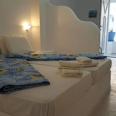 Ostria Vento Guest house Pollonia